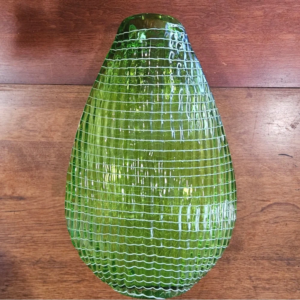 Green Art Glass Vase Textured Grid Teardrop 10